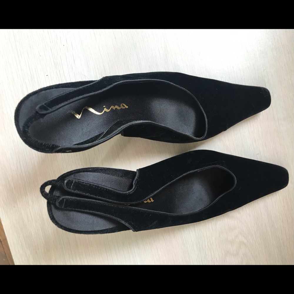 Nina Slingback Pump